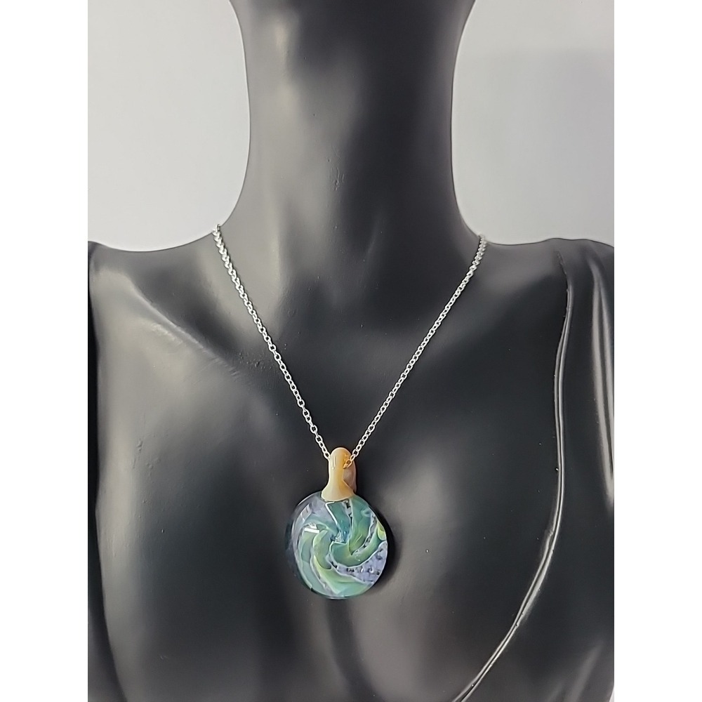 Vintage‎ Handcrafted Art Glass Pendant Necklace Swirl Design in Blue Green Aqua